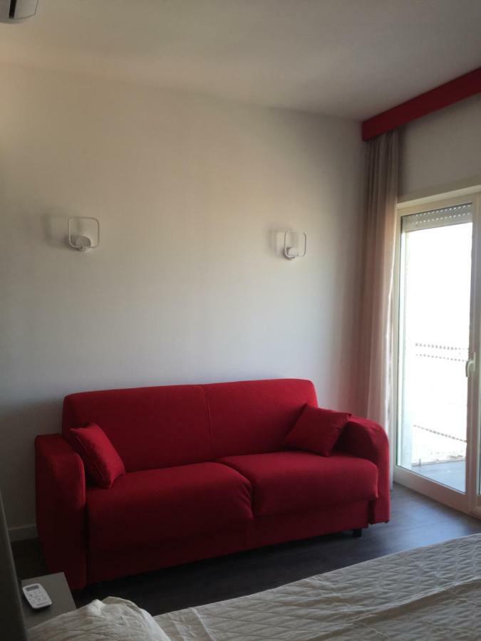 Residenza Garibaldi Naples Exterior photo