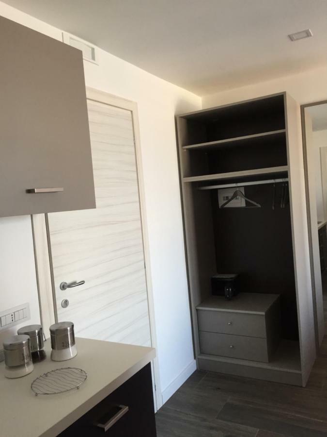 Residenza Garibaldi Naples Exterior photo